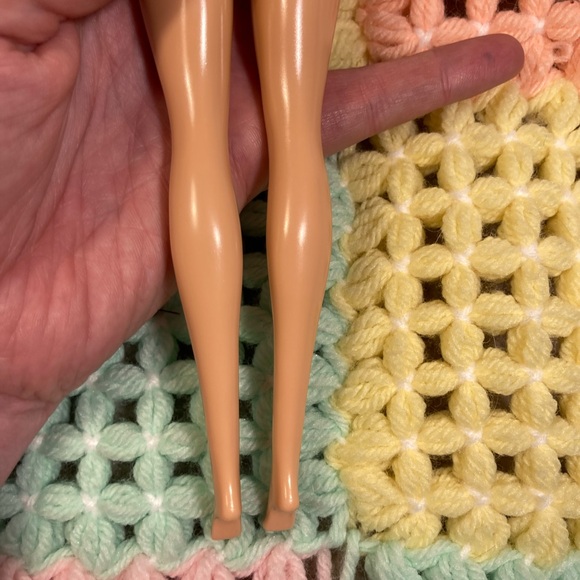 B1G2 - Fashion Doll Barbie Color Reveal Swim Wig - Buy 1, Get 2 FREE - Picture 4 of 9